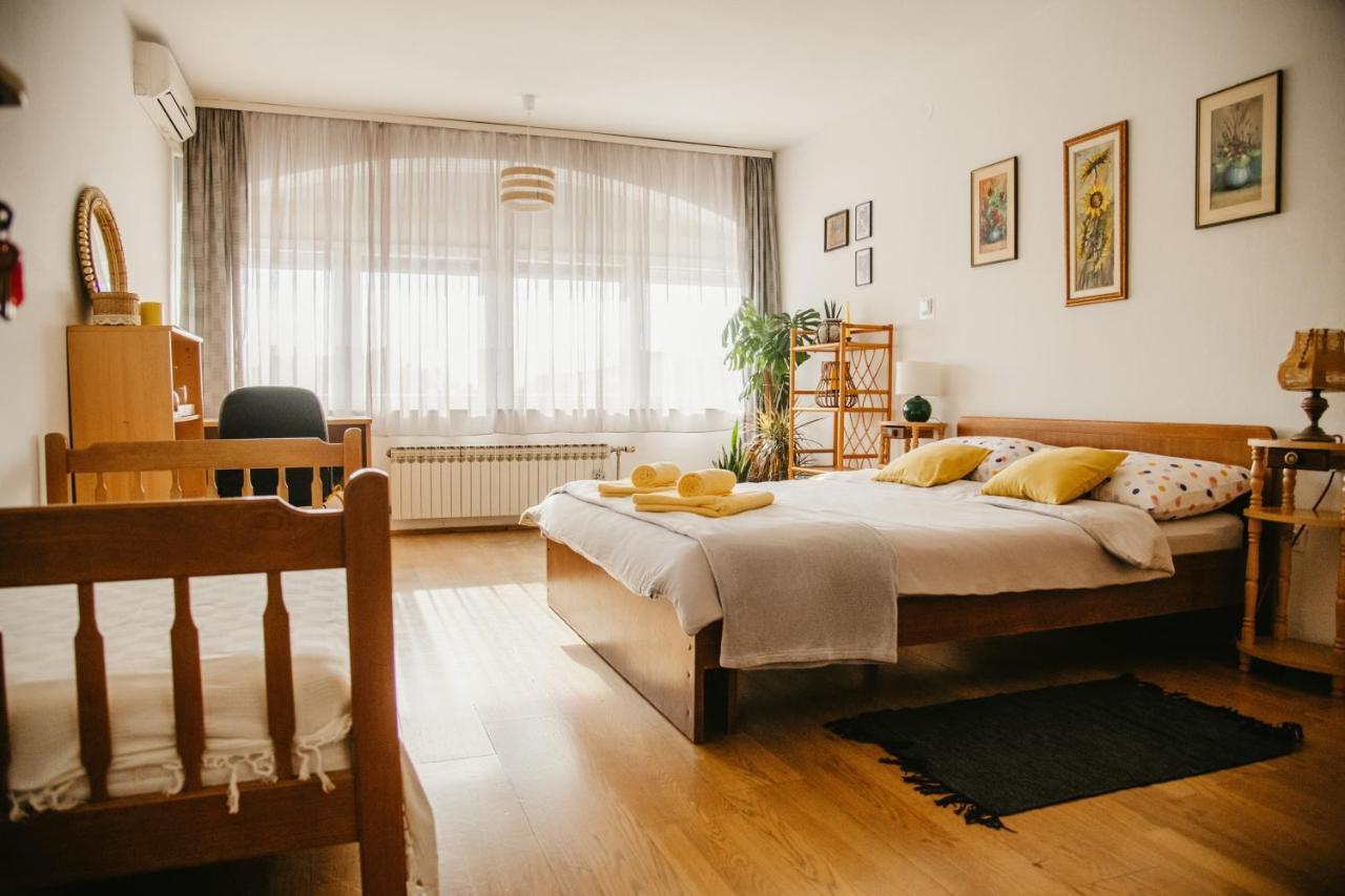 Soba Gloria Hotel Slavonski Brod Exterior photo